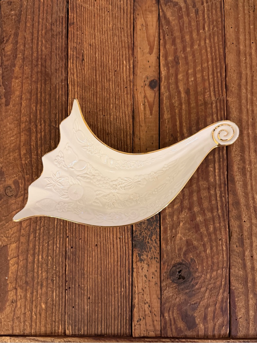 Vintage Lenox Ivory Porcelain Cornucopia Horn Dish with Gold Trim